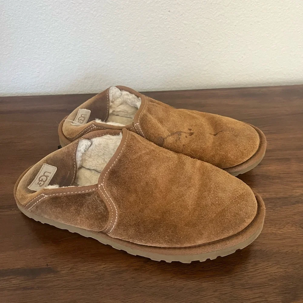 UGG Kenton Slipper Fleece Lined Stay Warm Athleisure Sz 9